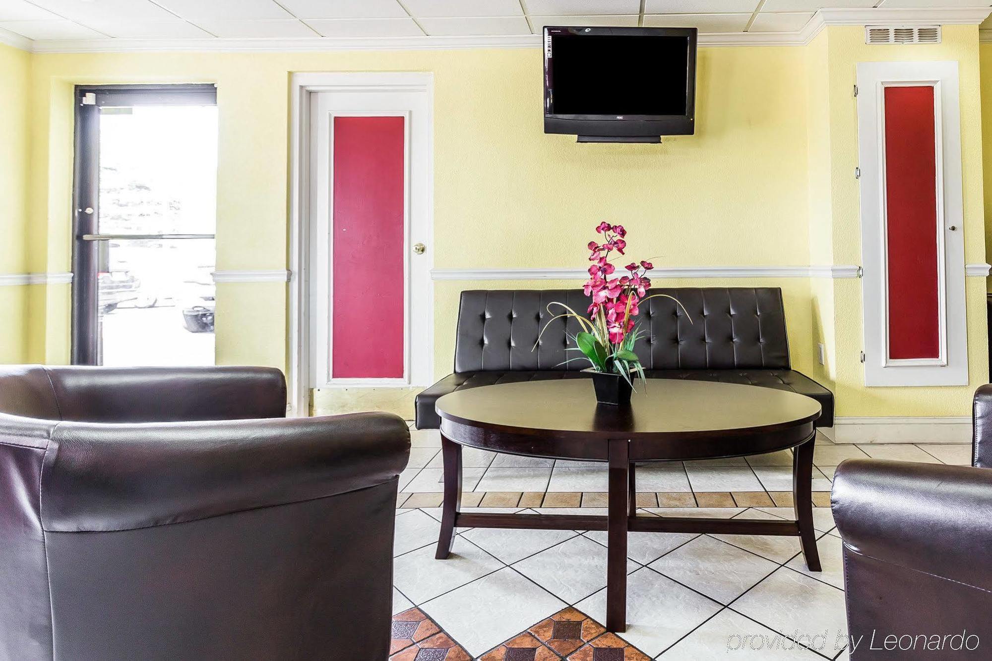 Econo Lodge Inn & Suites Matthews - Charlotte Exteriör bild