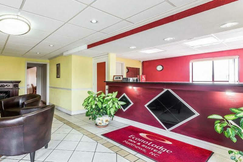 Econo Lodge Inn & Suites Matthews - Charlotte Exteriör bild