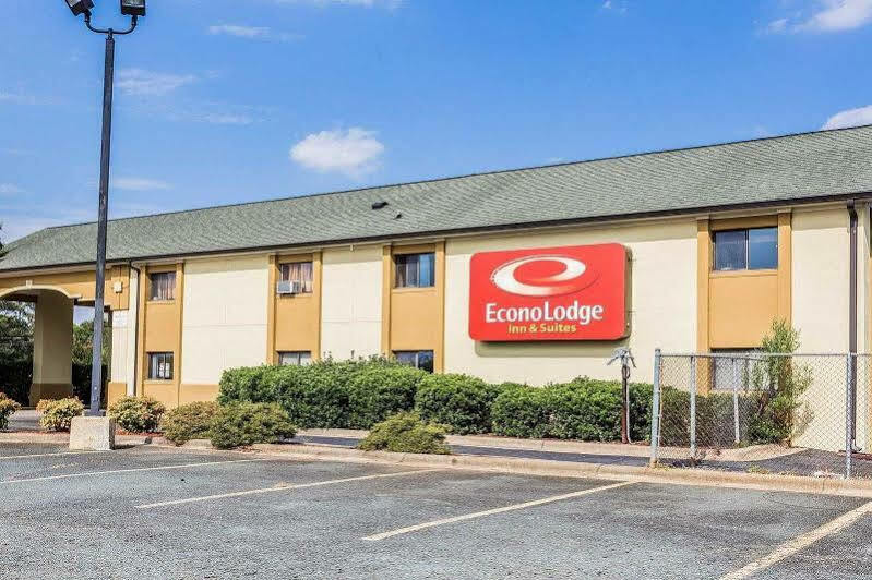 Econo Lodge Inn & Suites Matthews - Charlotte Exteriör bild